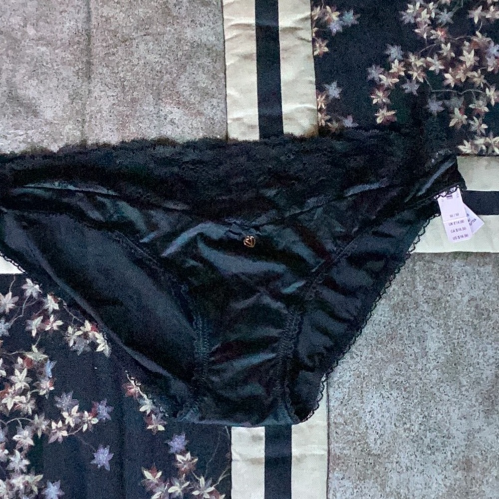Body by Victoria bikini